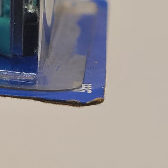 HOT WHEELS 9599 32 FORD DELIVERY BLUE CARD 135 NEW - Picture 3 of 5